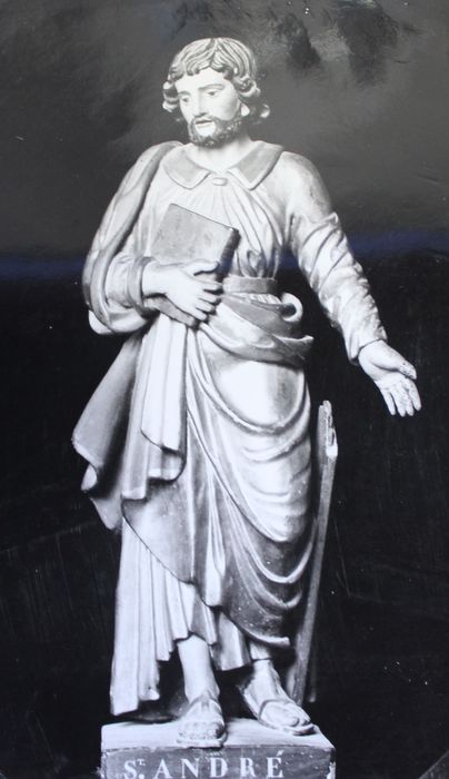 statue : Saint André