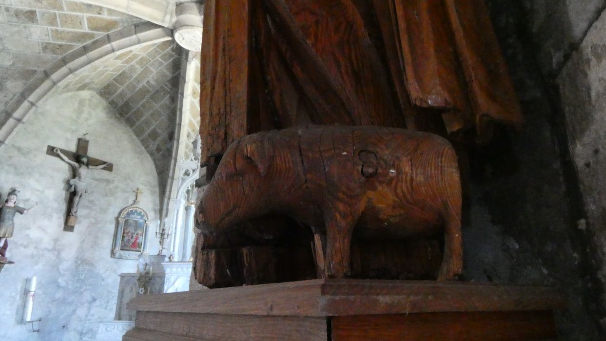 statue : Saint Antoine et son cochon, détail