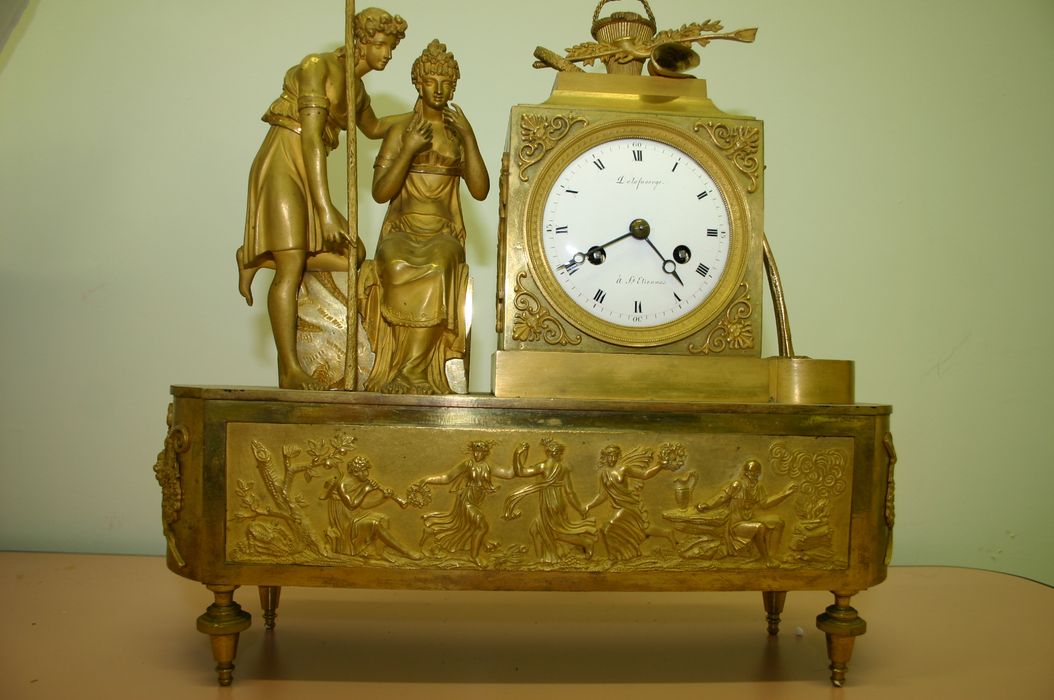 pendule - © Ministère de la Culture (France), Conservation des antiquités et des objets d’art de Haute-Loire – Tous droits réservés
