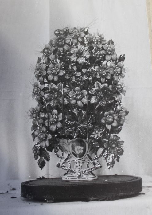 vase-bouquet d'autel - © Ministère de la Culture (France), Conservation des antiquités et des objets d’art de Haute-Loire, tous droits réservés