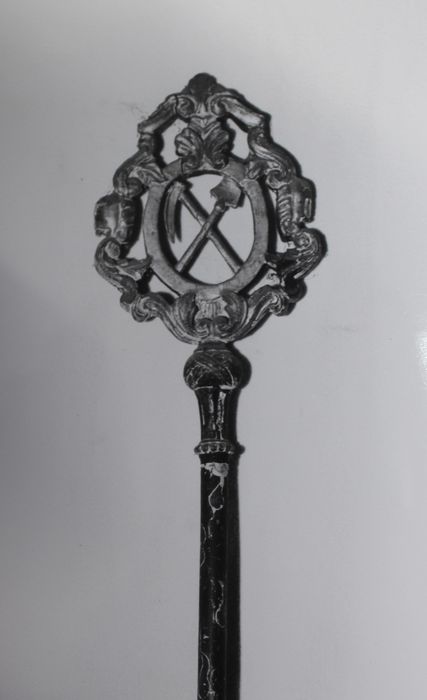 canne de pénitent : Faux et Pelle - © Ministère de la Culture (France), Conservation des antiquités et des objets d’art de Haute-Loire – Tous droits réservés