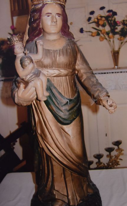 statue : Vierge à l'Enfant - © Ministère de la Culture (France), Conservation des antiquités et des objets d’art de Haute-Loire – Tous droits réservés