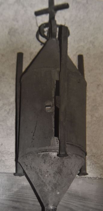 lanternes - © Ministère de la Culture (France), Conservation des antiquités et des objets d’art de Haute-Loire – Tous droits réservés