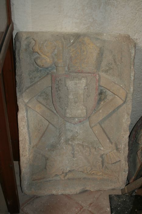 bas-relief aux armes des Flaghac