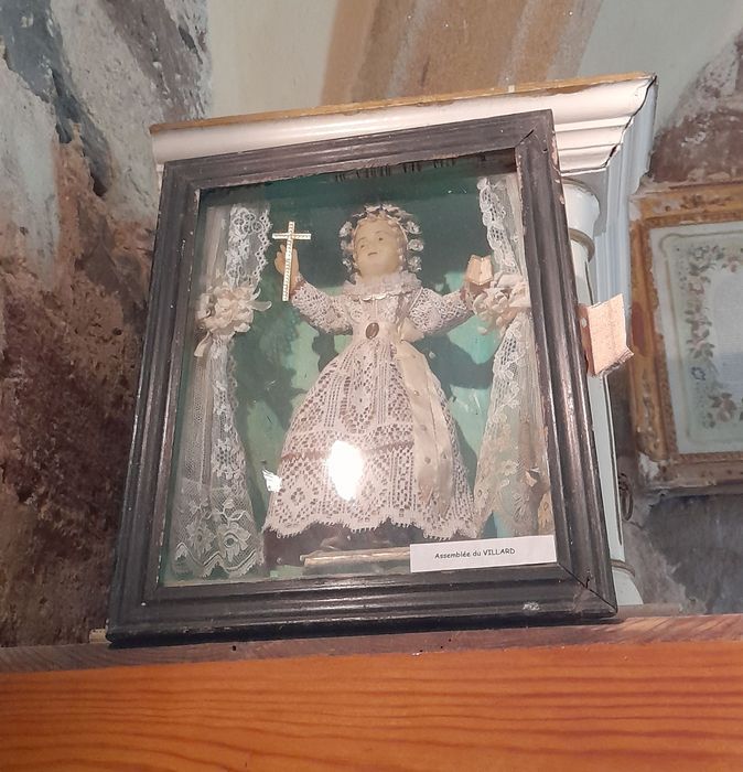 statue : Vierge enfant (?)