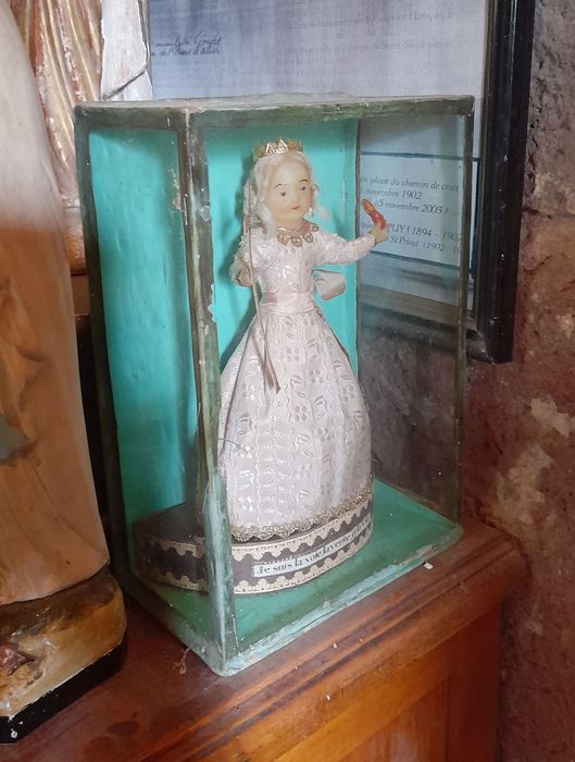statue : Vierge enfant (?)