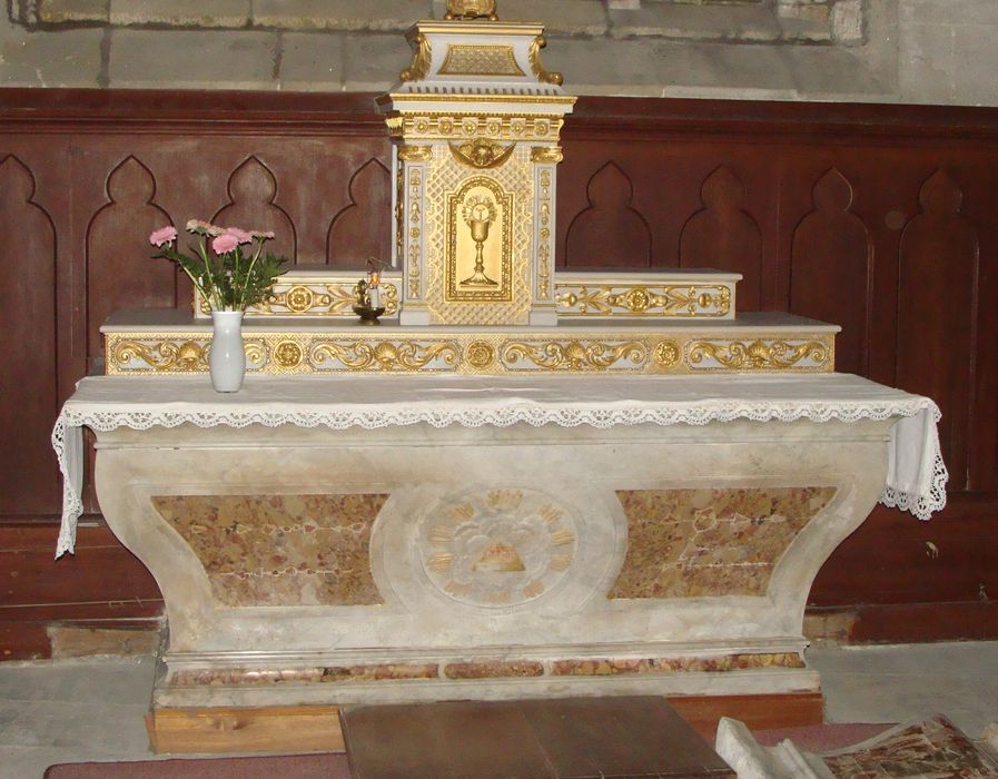 Autel et tabernacle