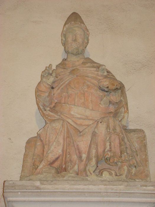 statue : saint Pierre