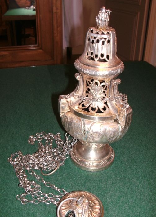 encensoir - © Ministère de la Culture (France), Conservation des antiquités et objets d'art de Loire-Atlantique, tous droits réservés