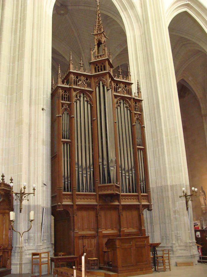 orgue de choeur : partie instrumentale de l'orgue