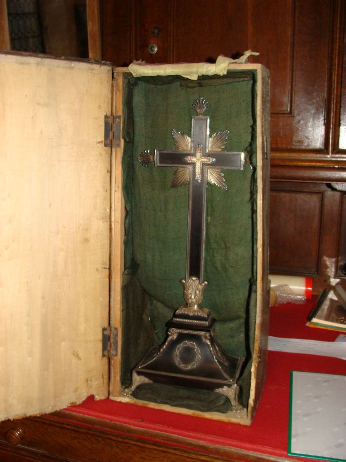 croix-reliquaire - © Ministère de la Culture (France), Conservation des antiquités et objets d'art de Loire-Atlantique, tous droits réservés
