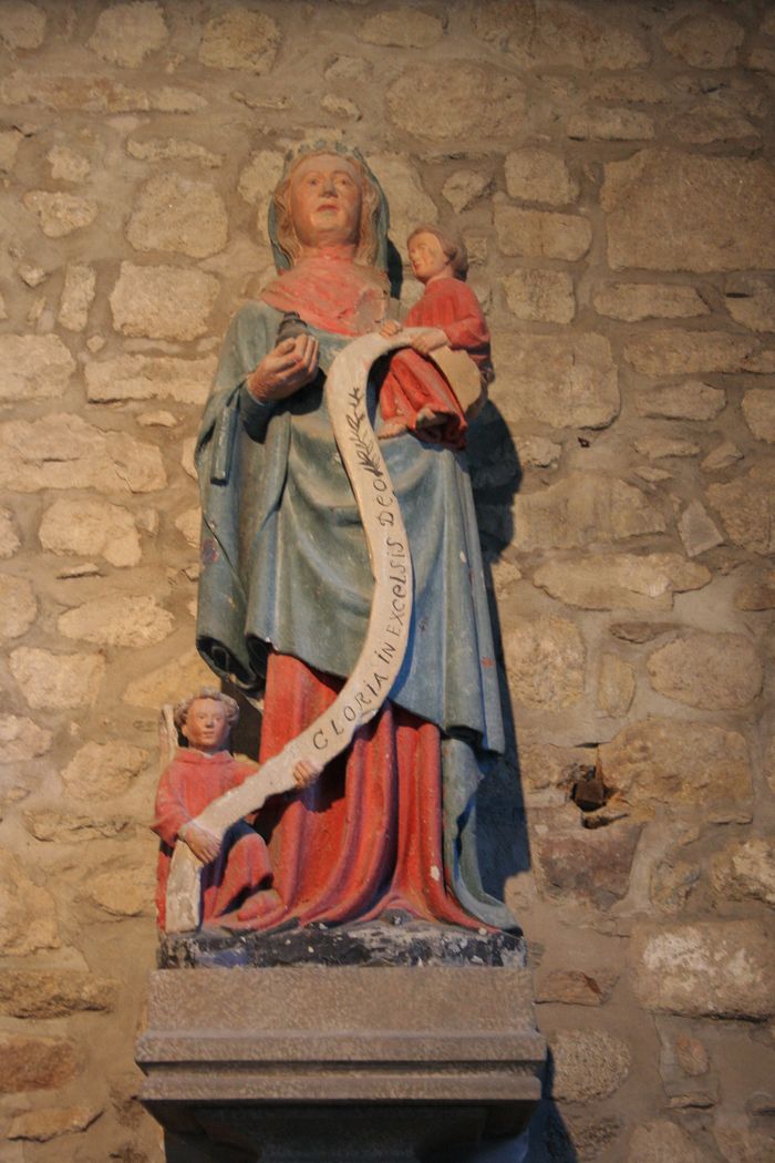 statue : Vierge à l'Enfant (La)