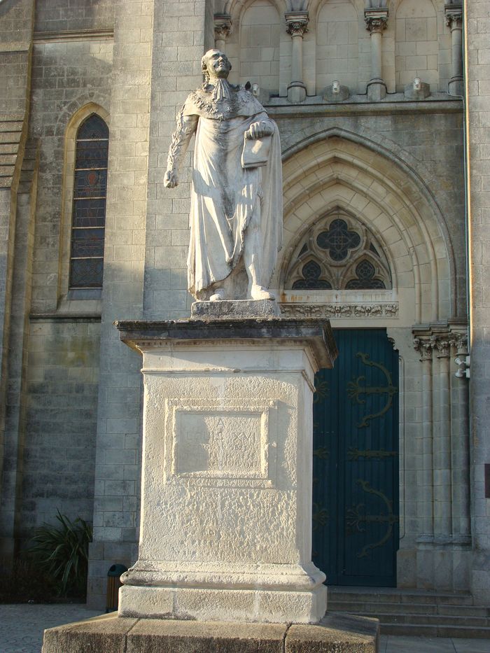 statue : Louis XVI - © Ministère de la Culture (France), Conservation des antiquités et objets d'art de Loire-Atlantique, tous droits réservés