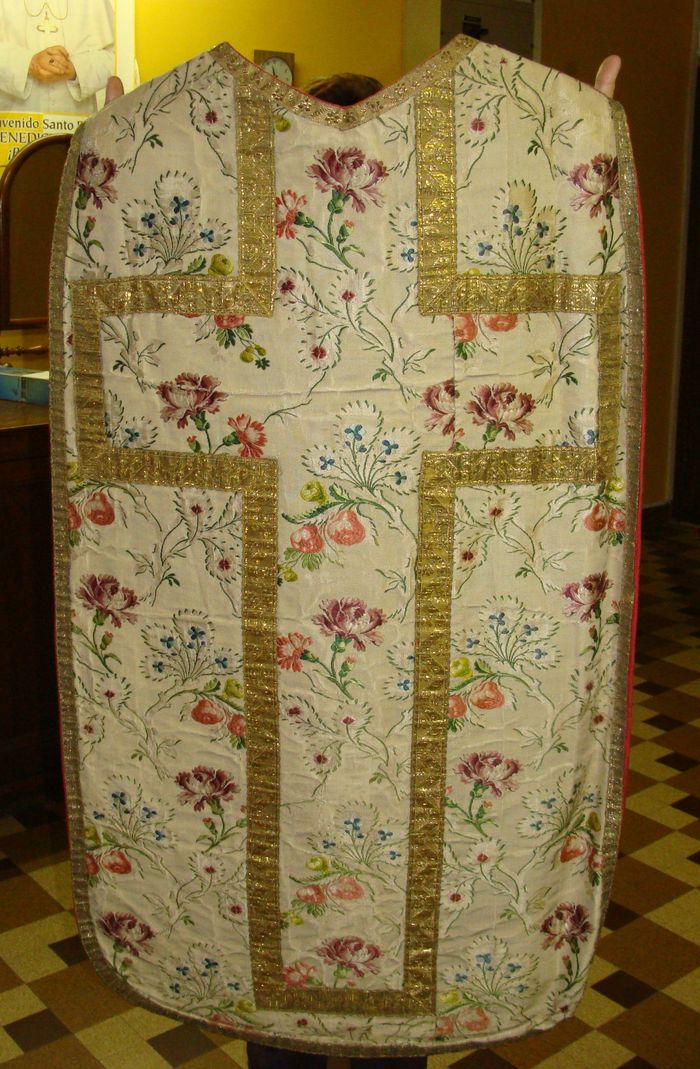 ornement liturgique : chasuble