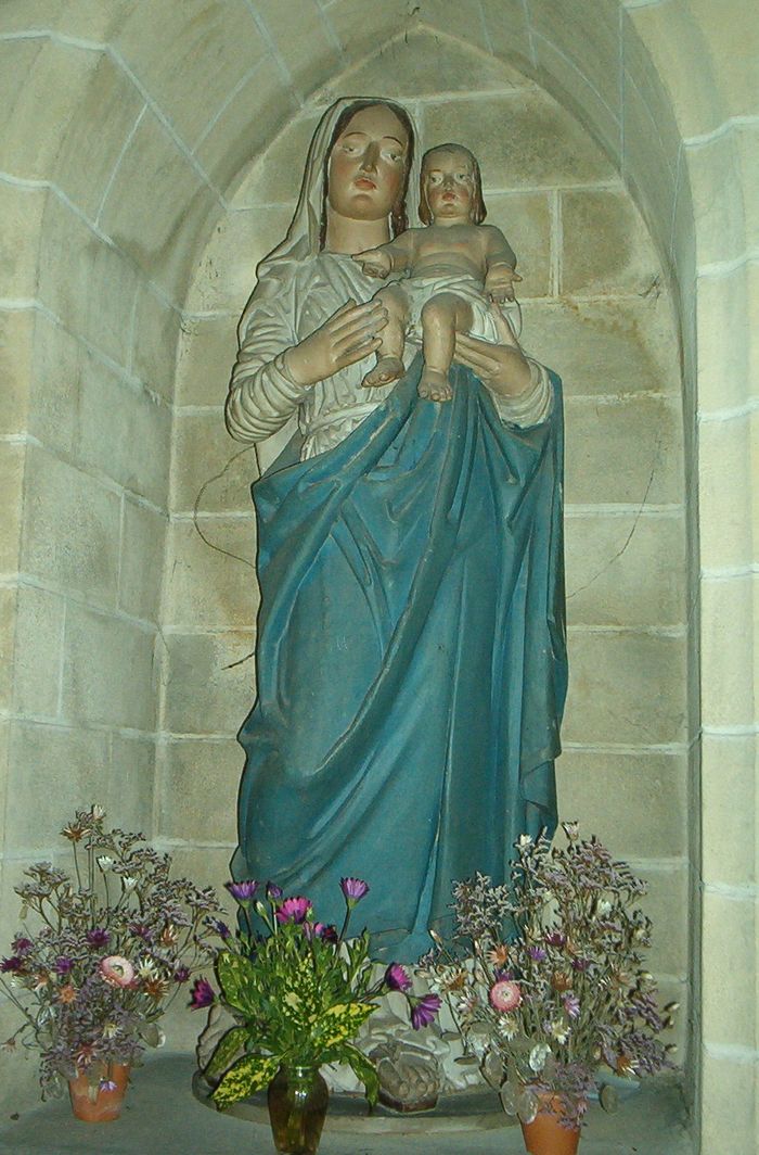 statue : Vierge à l'Enfant