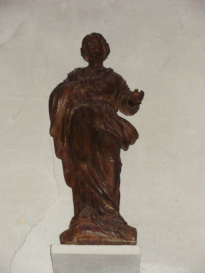 statue : Sainte non identifiée