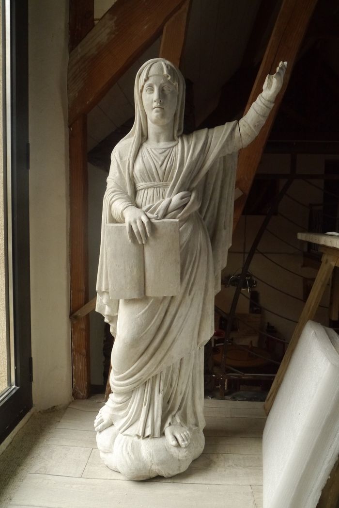 statue : Sainte Anne (?)