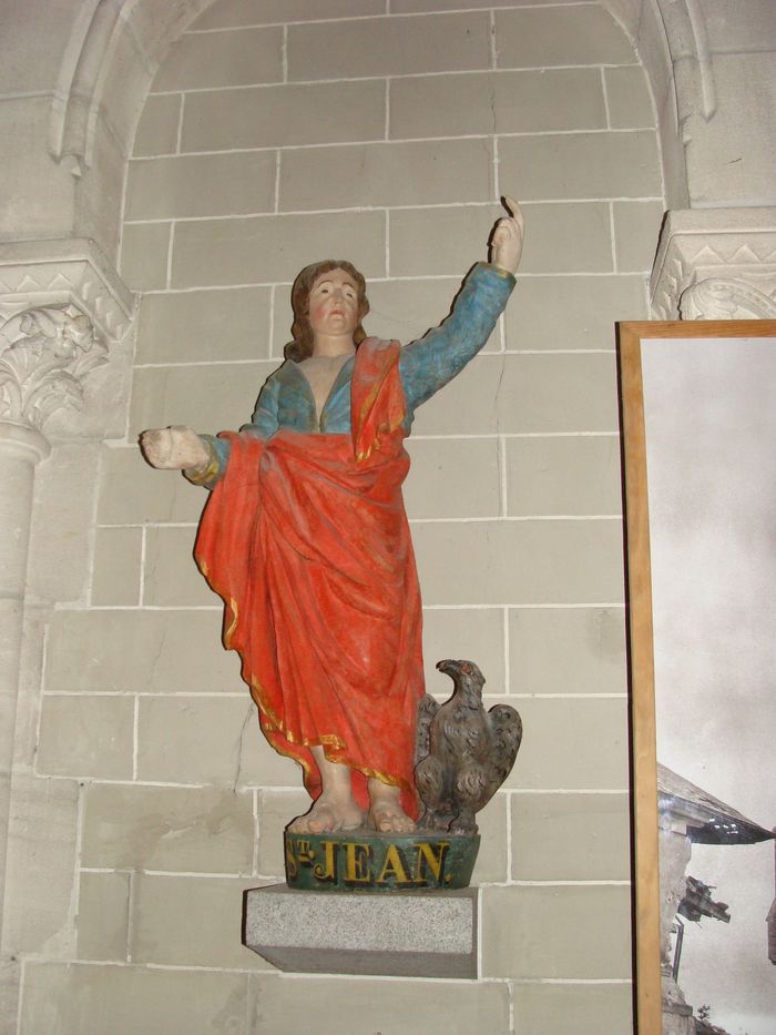 statue : Saint Jean