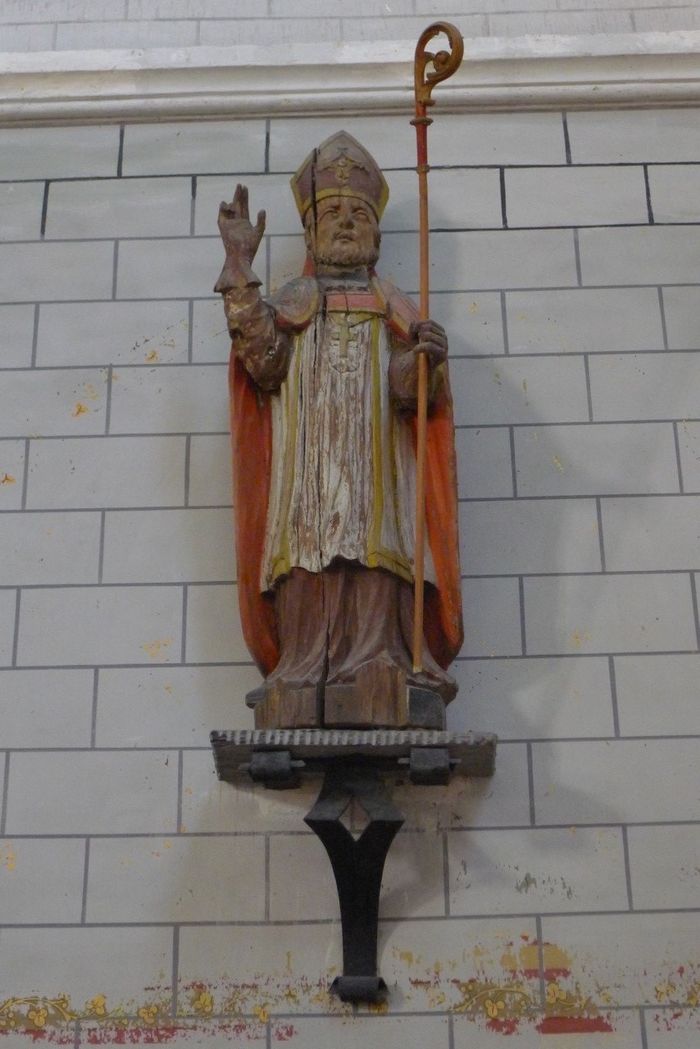 statue : Saint évêque
