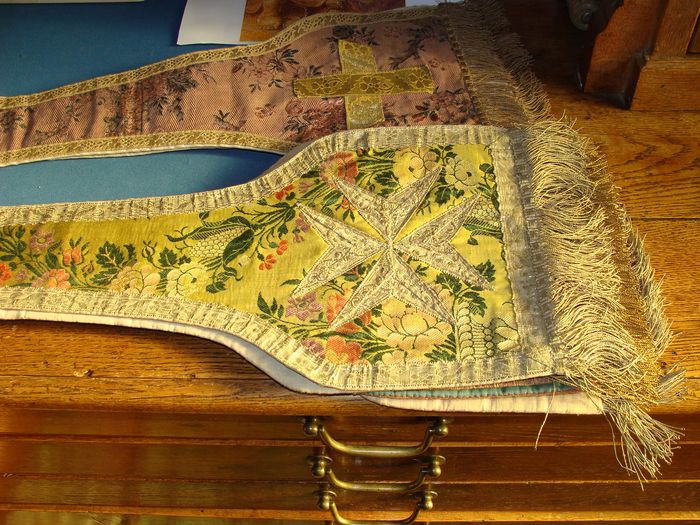 étole - © Ministère de la Culture (France), Conservation des antiquités et objets d'art de Loire-Atlantique, tous droits réservés