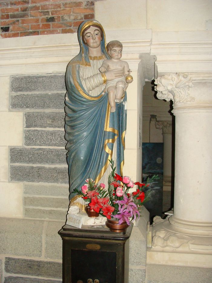 Statue : Vierge à l'Enfant