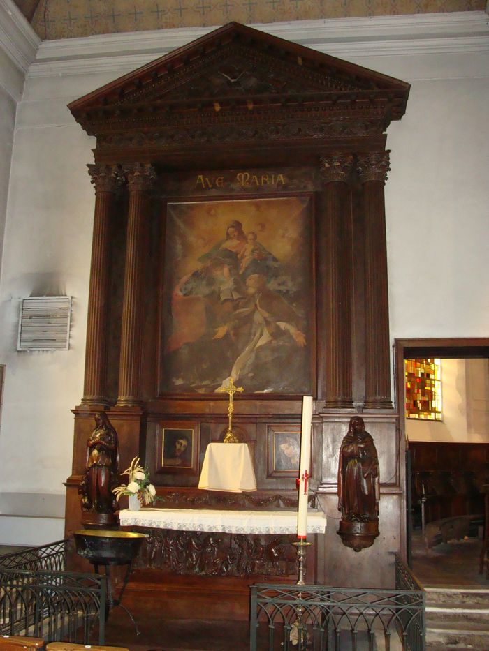 ensemble de deux autels-retables latéraux, leurs bas-reliefs, leurs tableaux, leurs statues et leurs clôtures d'autel (tables de communion)