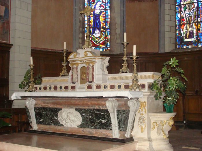 autel (maître-autel), tabernacle et gradins - © Ministère de la Culture (France), Conservation des antiquités et objets d'art de Loire-Atlantique, tous droits réservés