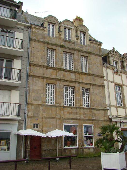 façade sur rue