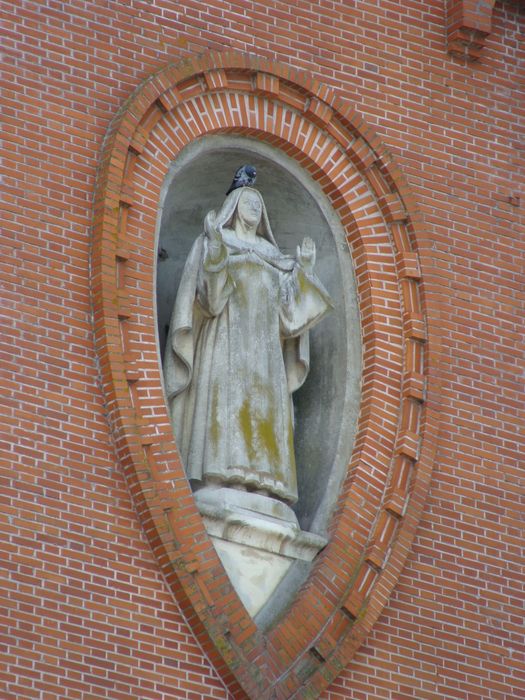 statue : Sainte Thérèse