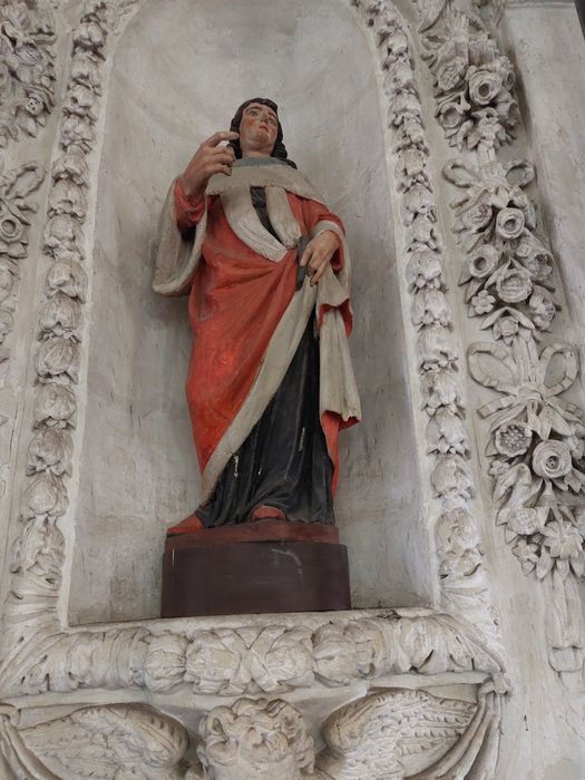 statues : saint Côme