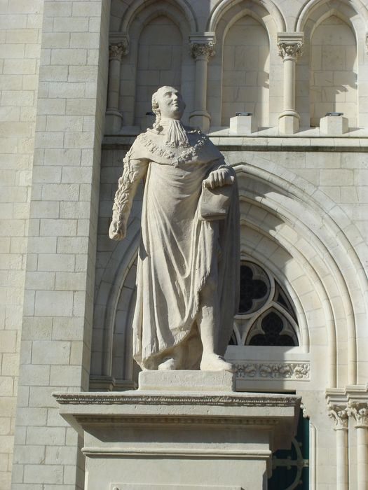 statue : Louis XVI - © Ministère de la Culture (France), Conservation des antiquités et des objets de loire-Atlantique – Tous droits réservés 