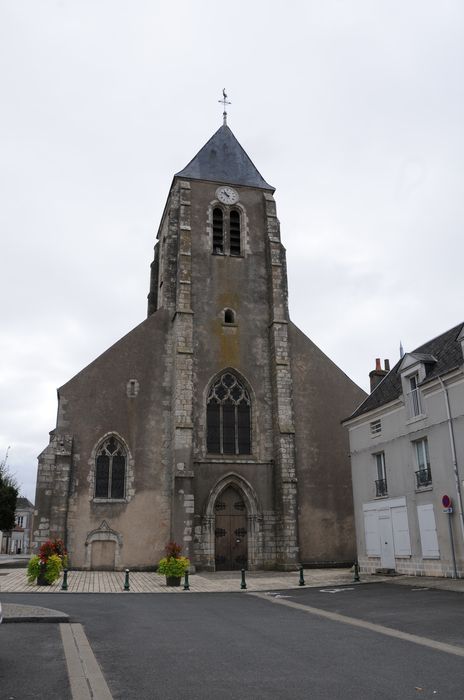 Eglise Saint-Pierre : Façade occidentale, vue générale