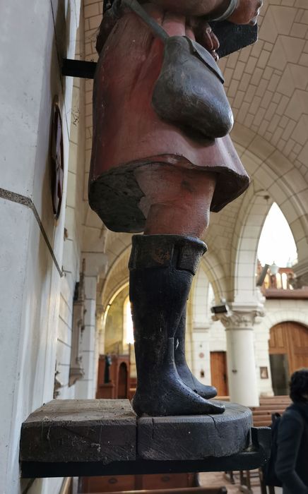 statue : Pélerin, détail