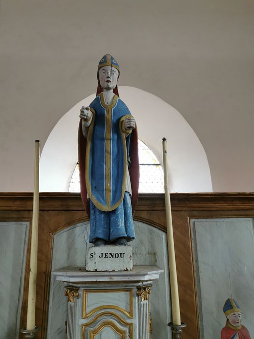 statue : Saint Genou
