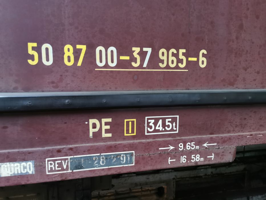 wagon : voiture mixte bureau-allège postale OCEM-FL, PE 695, détail des inscriptions