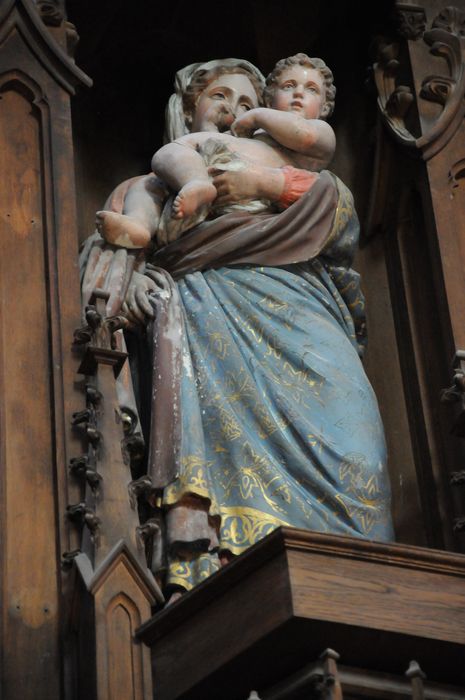 statue : Vierge à l'Enfant