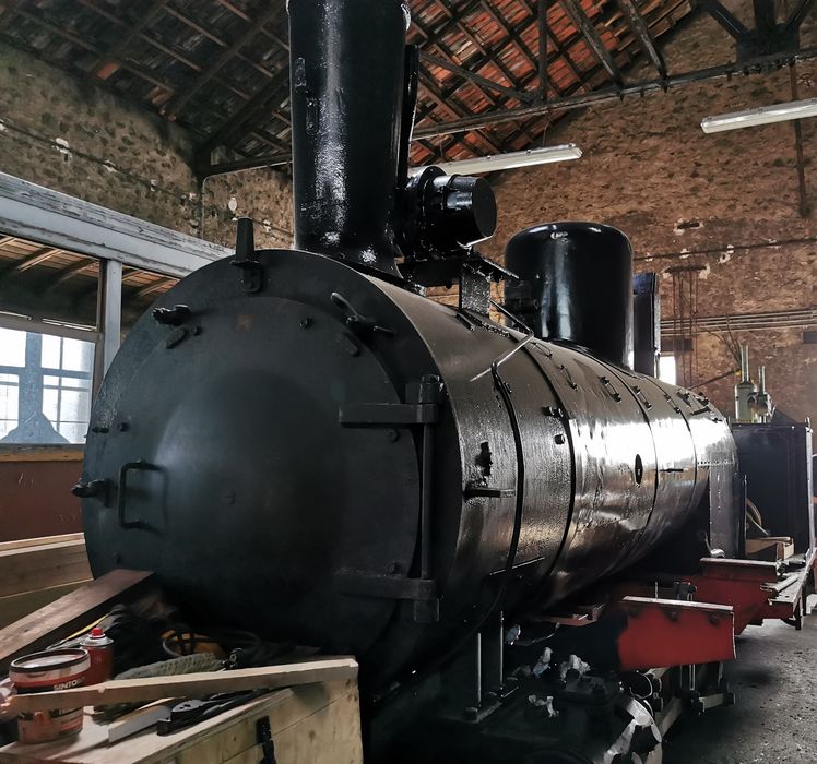 locomotive à vapeur : locomotive-tender, dite Pithiviers, à voie inférieure à 1 mètre, 040 T 2843, MTP 12, TPT 4-12 - © Ministère de la Culture (France), Conservation des antiquités et des objets d’art du Loiret – Tous droits réservés 