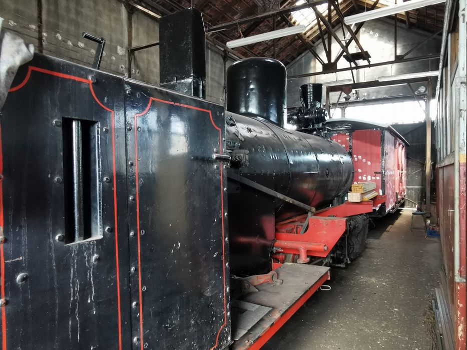 locomotive à vapeur : locomotive-tender, dite Pithiviers, à voie inférieure à 1 mètre, 040 T 2843, MTP 12, TPT 4-12