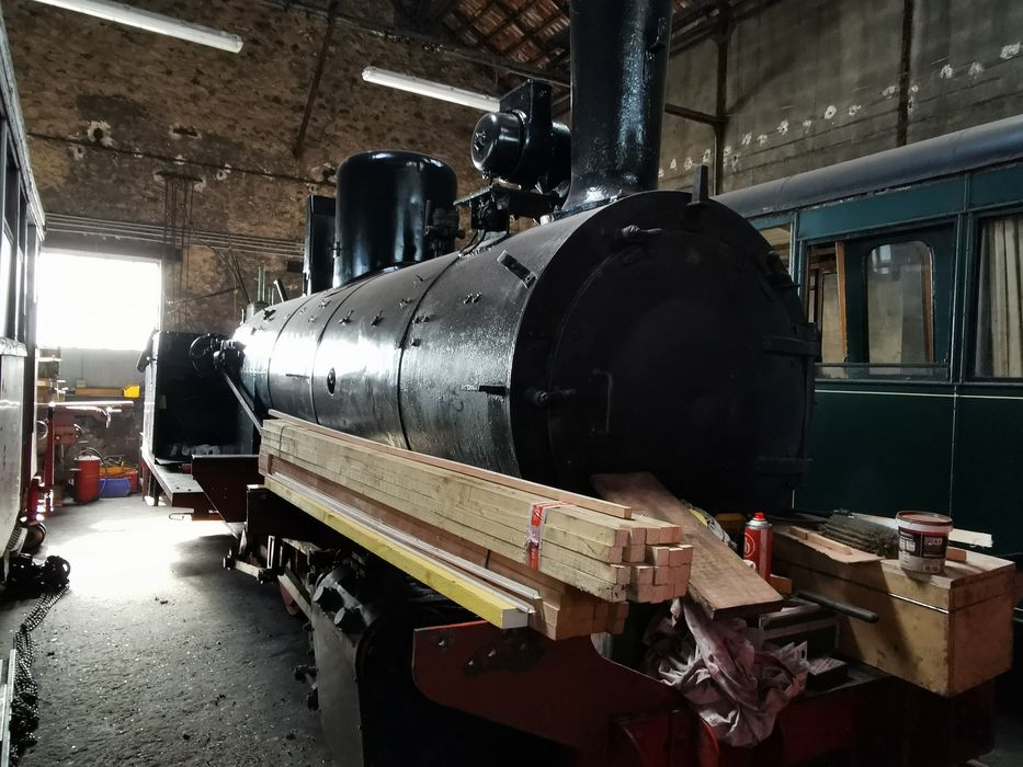 locomotive à vapeur : locomotive-tender, dite Pithiviers, à voie inférieure à 1 mètre, 040 T 2843, MTP 12, TPT 4-12 - © Ministère de la Culture (France), Conservation des antiquités et des objets d’art du Loiret – Tous droits réservés