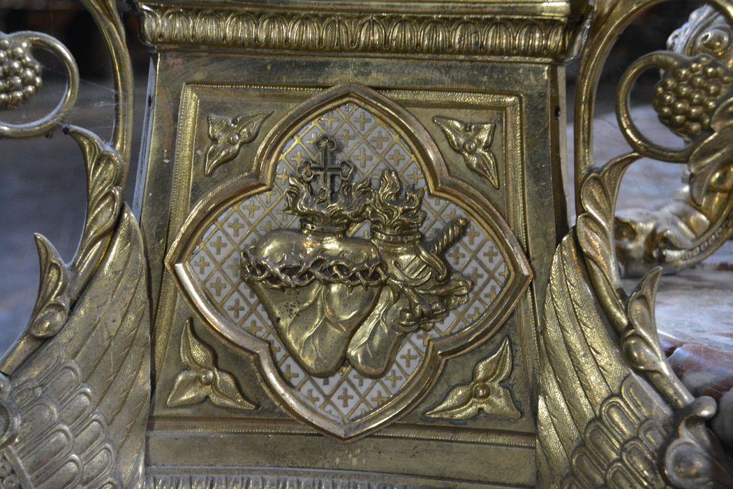chandelier, détail (garniture d'autel)
