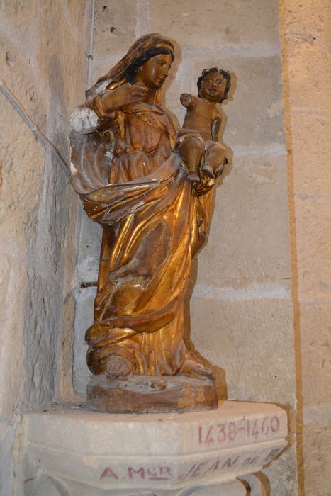 statue : Vierge à l'Enfant