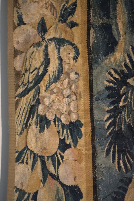 tenture d’Aubusson Scènes de l’histoire d’Achille : Achille reconnu par Ulysse chez le roi Lycomède, détail
