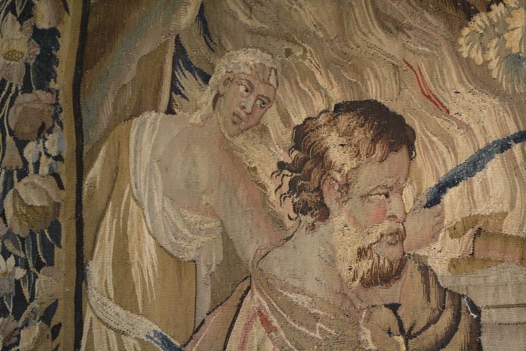 tenture d’Aubusson Scènes de l’histoire d’Achille : Thétis demande à Héphaïstos de forger de nouvelles armes pour Achille, détail