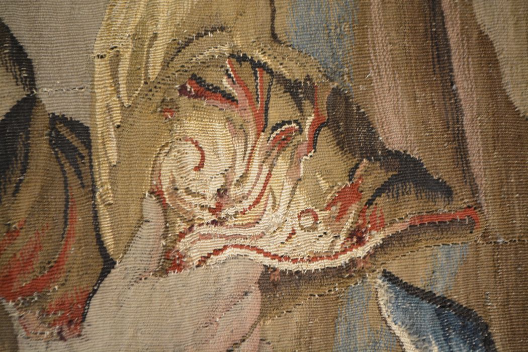 tenture d’Aubusson Scènes de l’histoire d’Achille : Thétis demande à Héphaïstos de forger de nouvelles armes pour Achille, détail