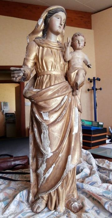 statue : Vierge à l'Enfant