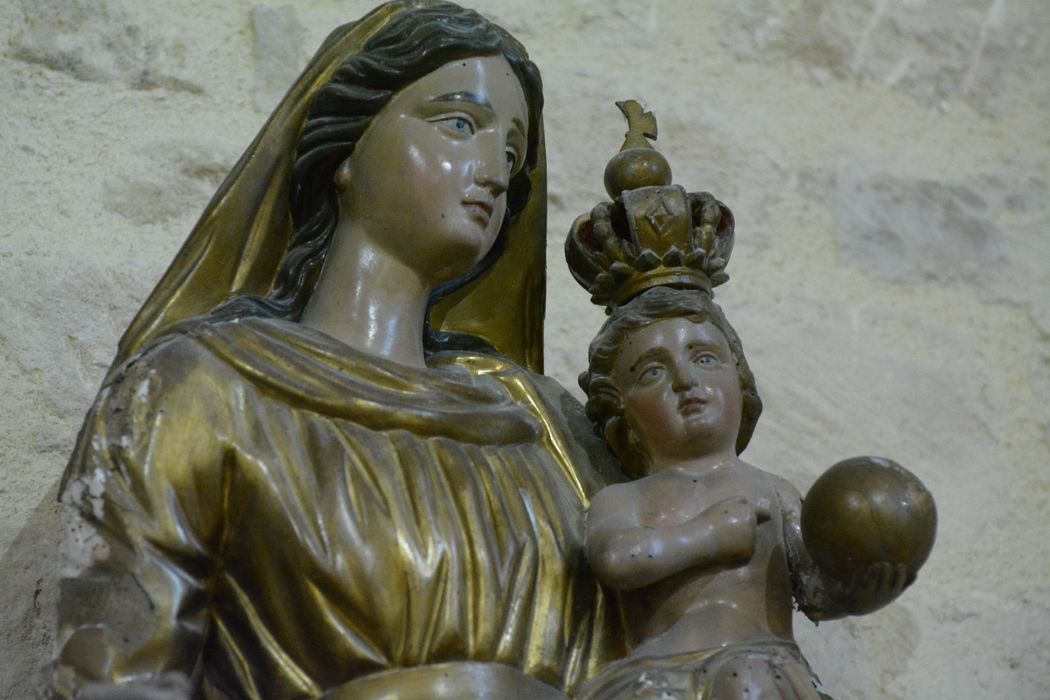 statue : Vierge à l'Enfant, vue partielle