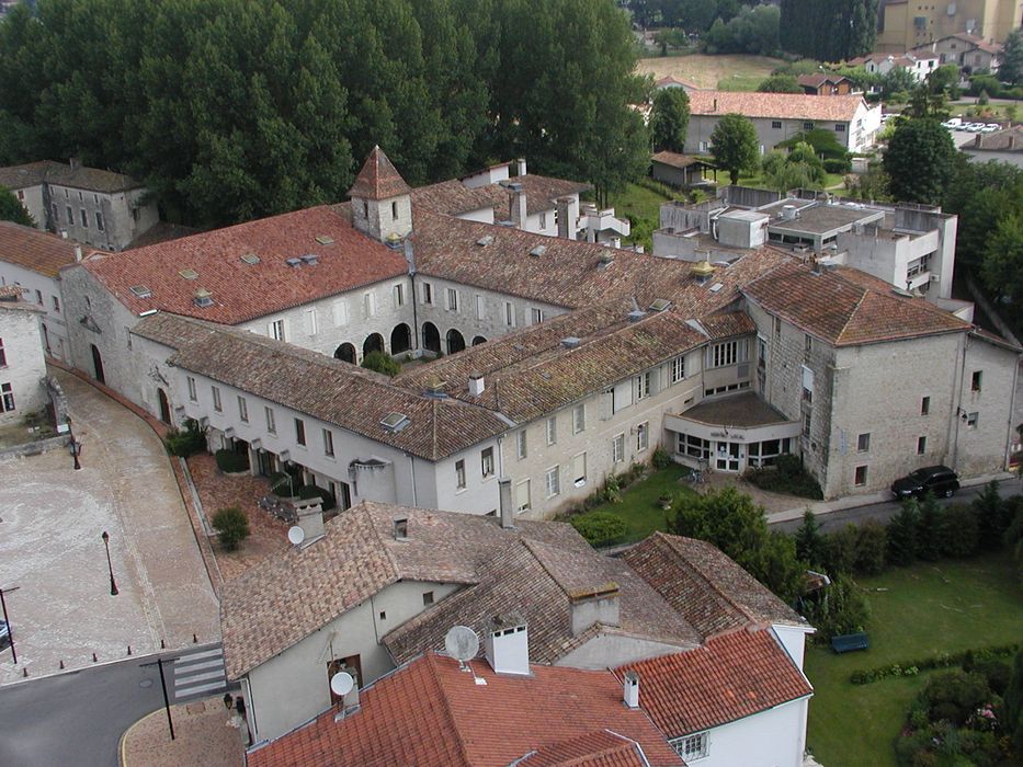 vue générale des bâtiments