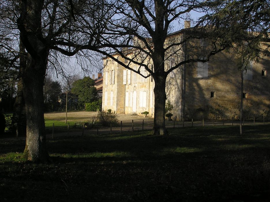 façades sud-ouest, vue partielle