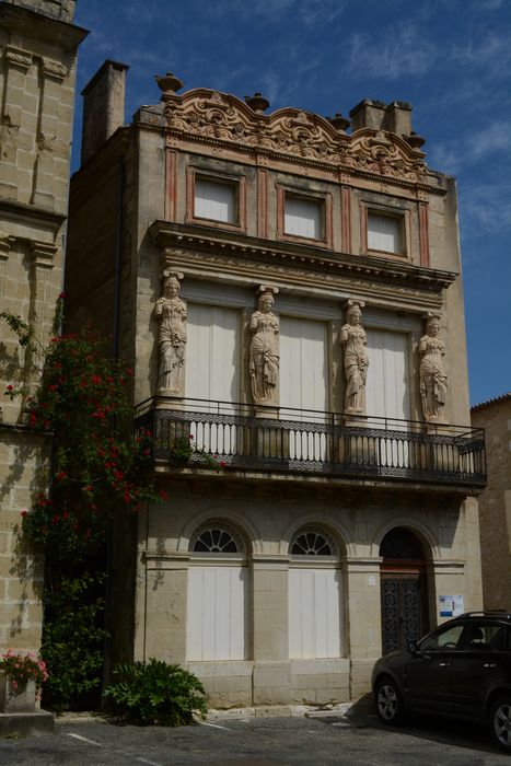 façade sur rue