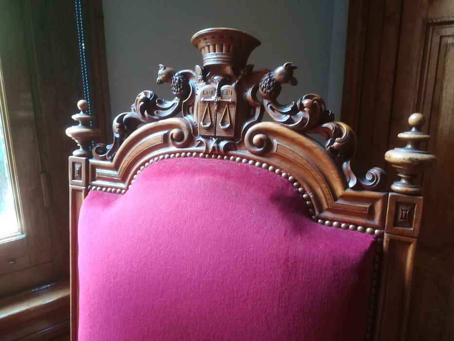 fauteuil de président, détail